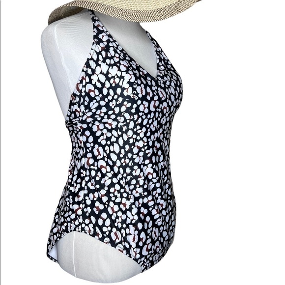 Jessica Simpson Estilo Black White Print Halter Neck One Piece Swimsuit L NWT - Picture 2 of 13